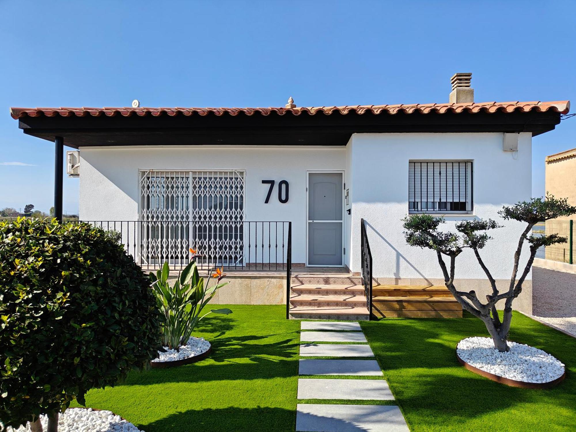 La Caseta Del Canal Holiday home